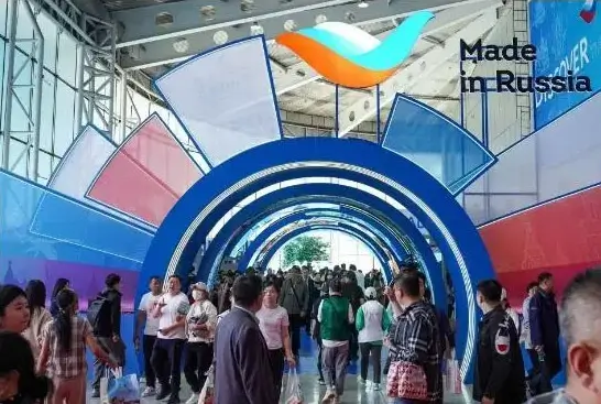 物流公司介绍展板内容